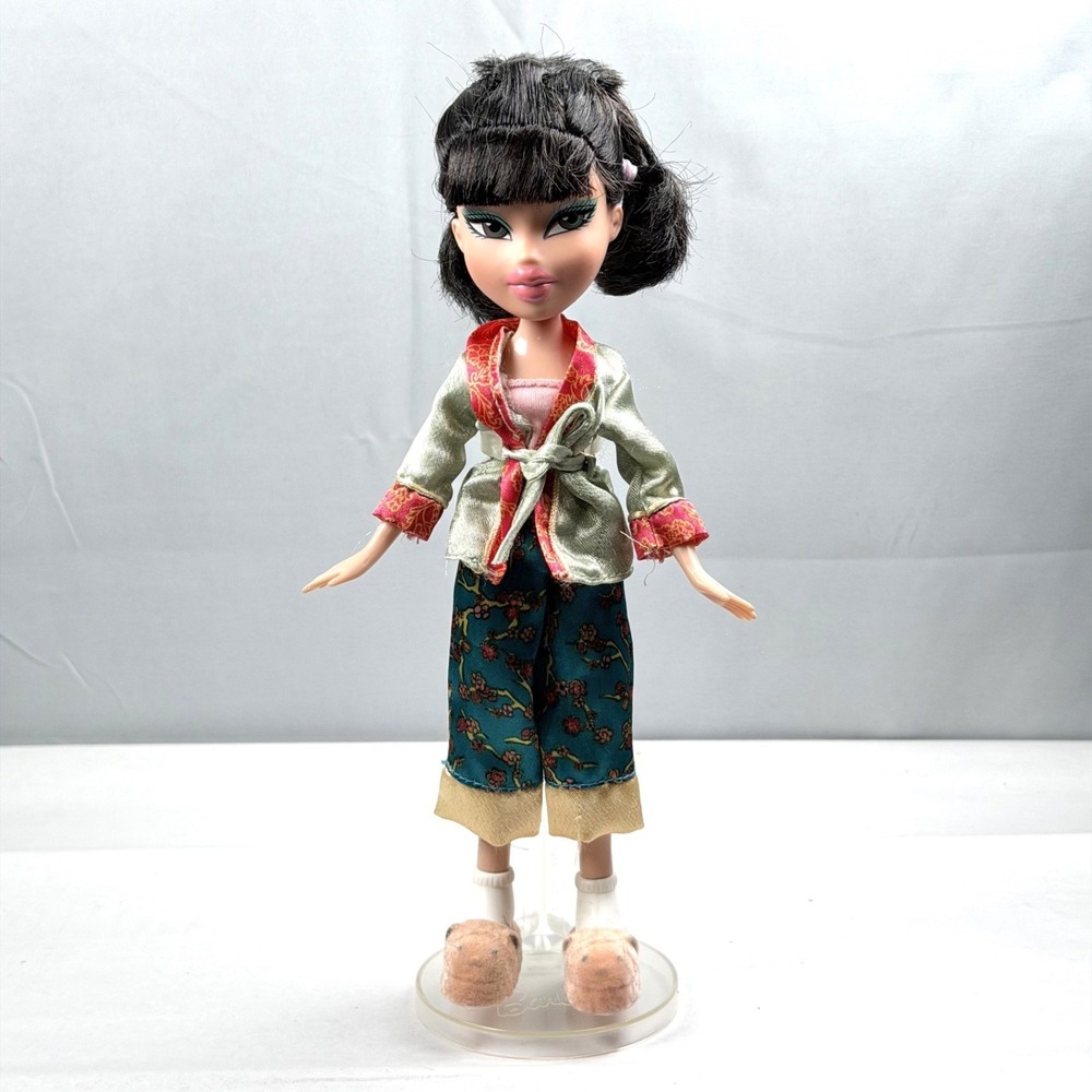 Vintage Bratz Girl Doll Jade Slumber Party 1st Edition 2003 With Accessories